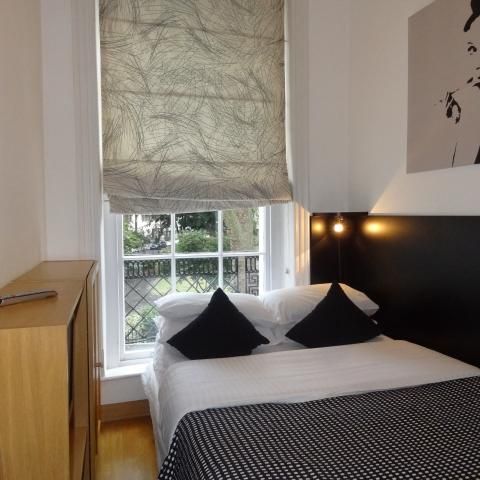 A modern first floor studio apartment refurbished to a high standard in Bloomsbury, London WC1H - Photo 1