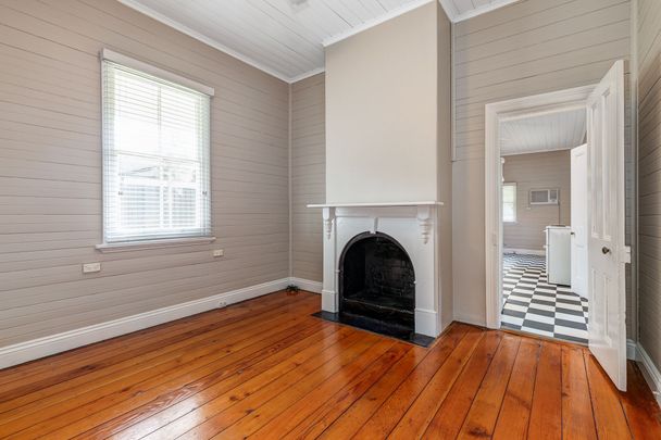 Have Your Own White Picket Fence!! - Photo 1