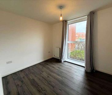 Lett Lane, Castle Hill, Ebbsfleet Valley, DA10 - Photo 4