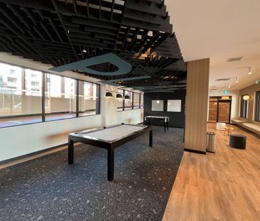 For Lease - 8 Beverley Glen Boulevard Unit# 702, Vaughan, Ontario - Photo 2