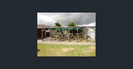 Delightful Meadow Heights Home - Photo 5