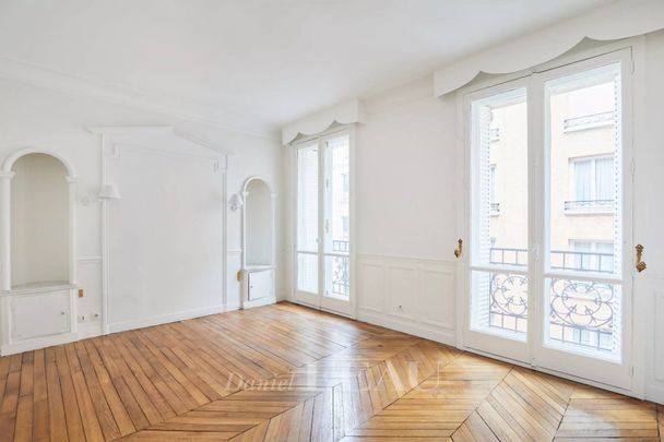 Location appartement, Paris 8ème (75008), 4 pièces, 127 m², ref 85521111 - Photo 1