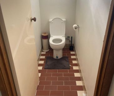 Glen Waverley - Photo 4