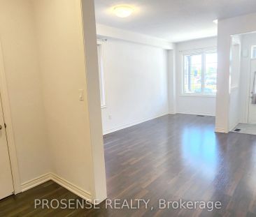 73 Riverwalk Drive - Photo 4