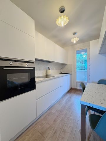 Location Appartement 4 pièces 67m² BASTIA 20200 - Photo 5