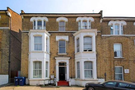 Alfred Road, W3 - Photo 2