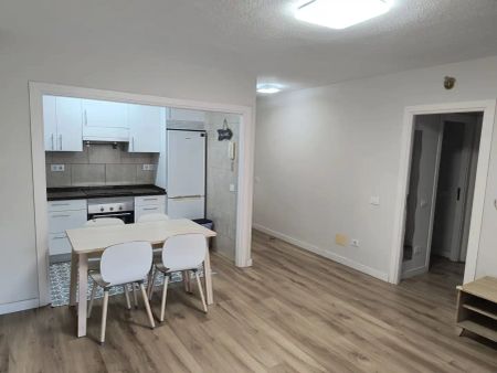 Piso de alquiler en Avenida Marqués de Villanueva del Prado, 6, Zona Botánico - Photo 2