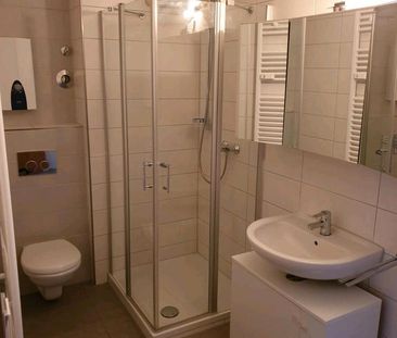 schöne helle 2-Zimmer Wohnung in Lu-Mitte - Photo 2