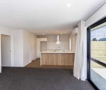 Near new 2 bedroom townhouse – pet friendly! - Photo 1