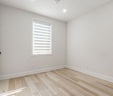 For Lease - 961 Victoria Park Avenue Unit# Main Fl, Toronto, Ontario - Photo 6