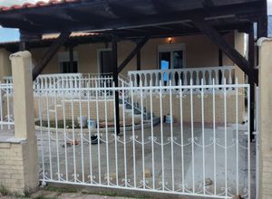 Μονοκατοικία για ενοικίαση - Άγιος Γεώργιος, - Photo 1