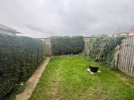 3 bedroom terraced house to rent - Photo 4