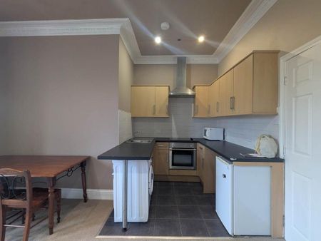 1 bedroom flat to rent - Photo 5