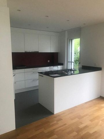 Moderne helle 3.5 Zimmer Wohnung - Photo 3