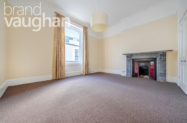 4 bedroom flat to rent - Photo 1