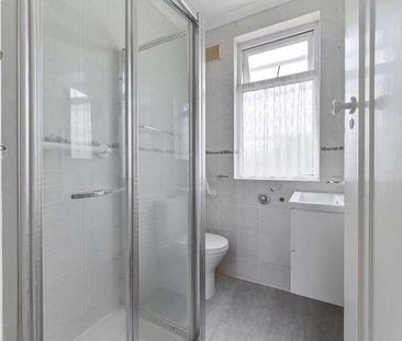 Benhilton Gardens, Sutton, SM1 - Photo 2