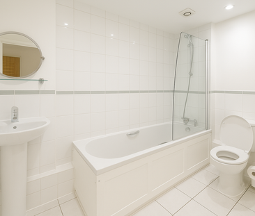 1 bedroom in a house share to rent - Photo 6