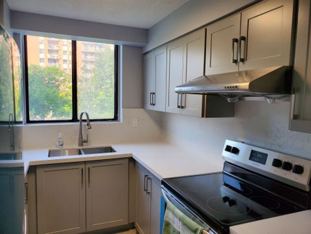For Lease - 10 Tapscott Road Unit# 205, Toronto, Ontario - Photo 4