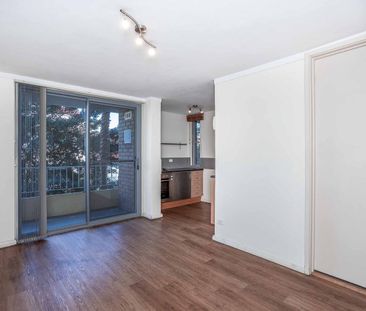 Easy East Perth Living with Your Own Balcony - Photo 1