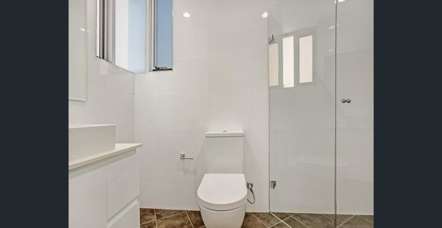 Contemporary, Striking and Inviting - Photo 1