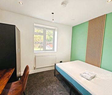 The Chase, Guildford, Surrey, GU2 7UB - Photo 3