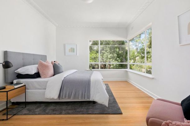 3 Redesdale Road, Ivanhoe VIC 3079 - Photo 1