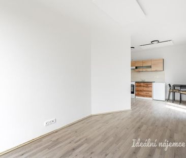 Pronájem bytu 1+kk 23 m2 - Photo 6