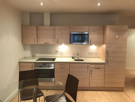 1 bedroom apartment to rent - Photo 2