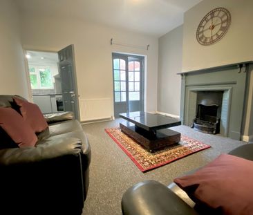 4 Bed Terraced House, Blenheim Road, RG1 - Photo 4