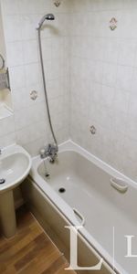 2 bedroom terraced to rent Sheldon Close, Church Langley - Photo 4
