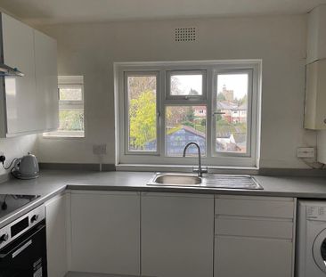 2 bedroom maisonette to rent - Photo 4