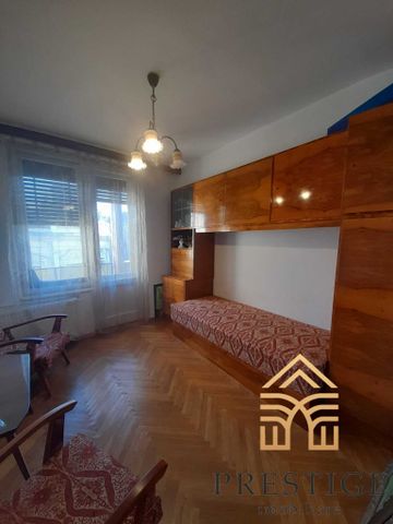 Apartament cu 4 camere de inchiriat in zona Ultracentrala-Oradea - Fotografie 4