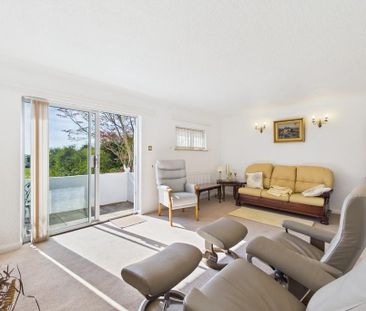 3 bedroom detached bungalow to rent - Photo 3