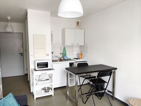 Location Appartement 1 pièce 18m² - Photo 5