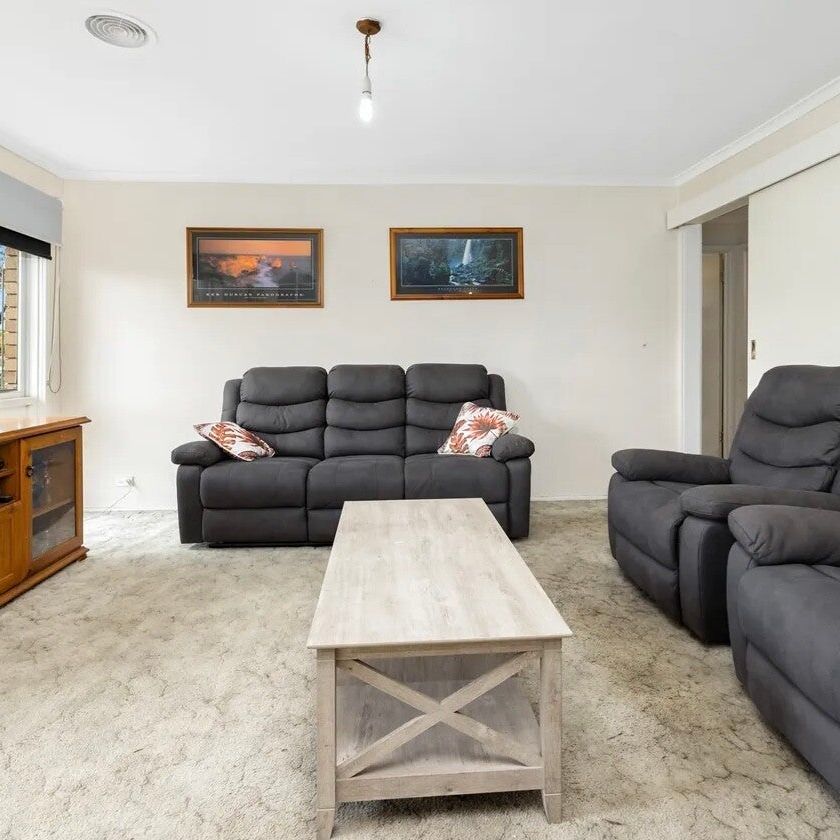 Hoppers Crossing - Photo 1