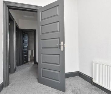 749 Crumlin Road, Belfast, BT14 7GF - Photo 3