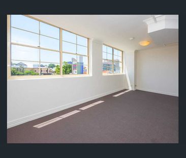 Light-Filled Loft Meets City Convenience - Photo 1