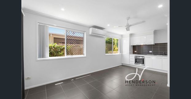 Modern Duplex Living with Style and Convenience - Photo 1