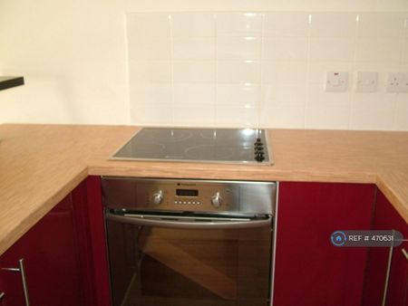 1 bedroom flat to rent - Photo 5