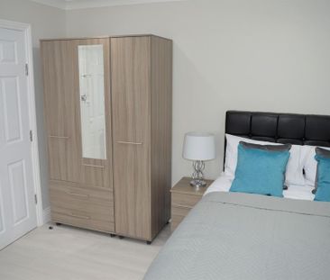 Studio to rent - Photo 3