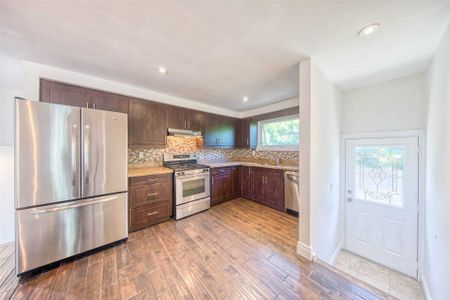 For Lease - 88 Clover Ridge Drive, Ajax, Ontario - Photo 5