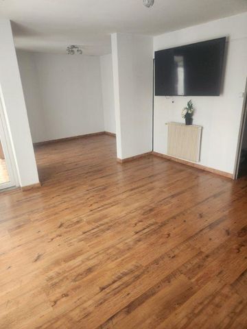Location Appartement 4 pièces 83m² PERPIGNAN 66100 - Photo 5