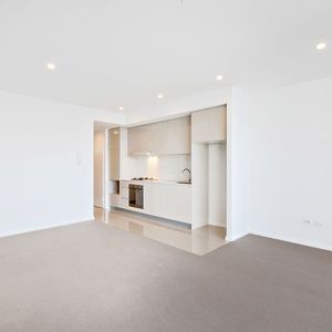 Stylish One Bedroom In The Heart Of Marrickville - Photo 2