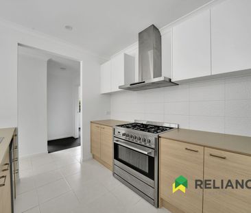 Beautiful 4 bedroom family home!! - Photo 4