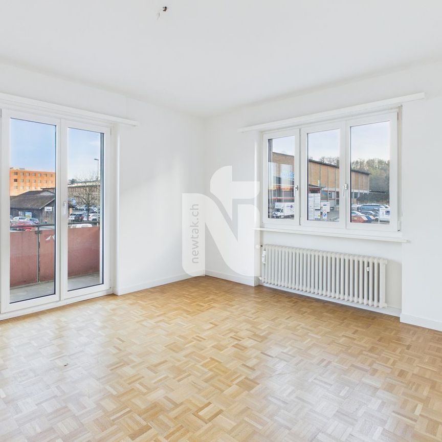 Gemütliche 3.5-Zimmer-Wohnung mit Balkon in zentraler Lage in Allschwil - Photo 1