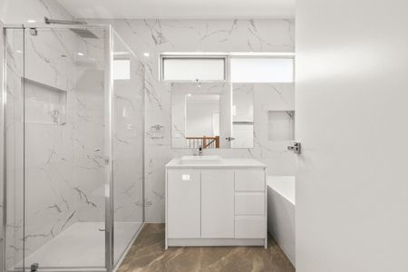 40 Ashe Crescent, Bellfield VIC 3081 - Photo 5