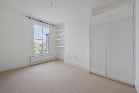 5 bedroom flat to rent - Photo 4