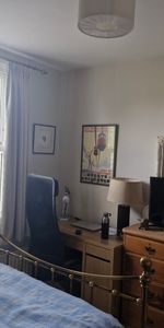 Room in a Shared House, Littleton Street, SW18 - Photo 4