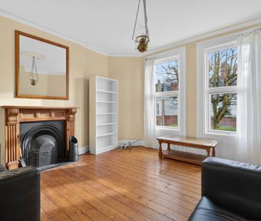 Apt 3 1 Sandown Park, Kings Road, Belfast, BT5 6JP - Photo 2