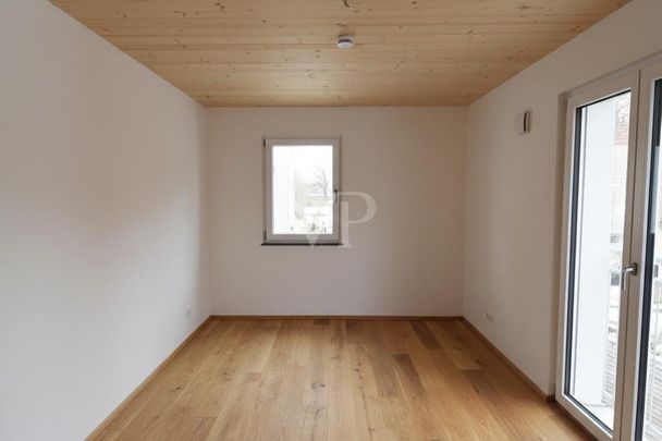 Neuwertige 2 Zimmerwohnung mit großem Balkon - Photo 1